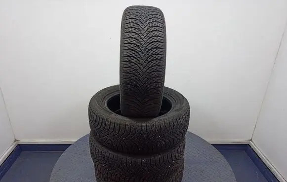 Ford Focus C-MAX R17 C winter tire 6938112628956