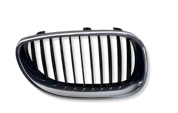 BMW 5 E60 E61 Front grill 7027062
