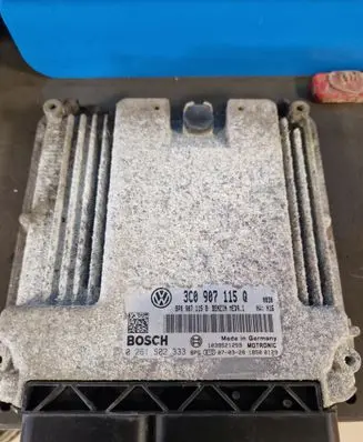Volkswagen PASSAT B6 Engine control unit/module 3C0907115Q