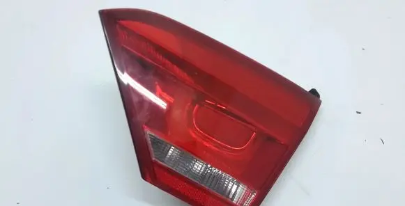 Volkswagen PASSAT B7 USA Tailgate rear/tail lights 561945094
