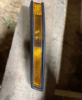 Volkswagen PASSAT B6 Front indicator light 3C0953041F
