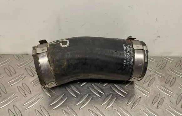 Intercooler hose/pipe