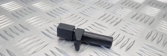 Mercedes-Benz E W211 Crankshaft position sensor 0031532828