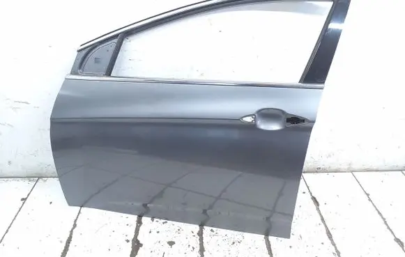 Hyundai i40 Front door