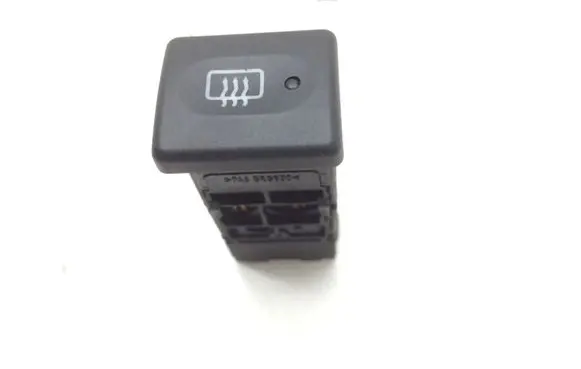 Land Rover Discovery Windscreen/window heater switch YUG102540