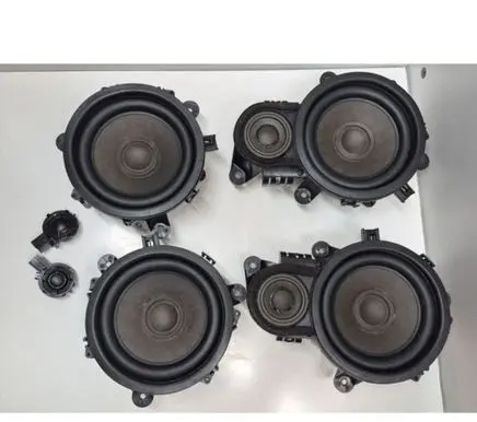 Volvo V50 Audio system kit 30745914 CDV5A 8691600