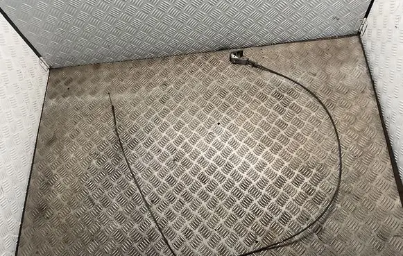 Hyundai Terracan Engine bonnet/hood lock release cable 