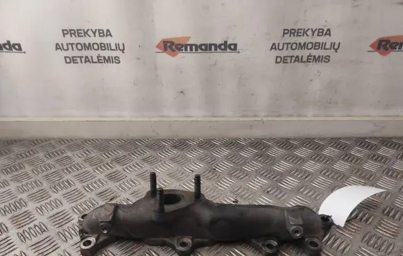 Honda CR-V Exhaust manifold