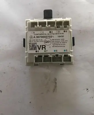 Mercedes-Benz Sprinter W907 W910 Door control unit/module A9079002603