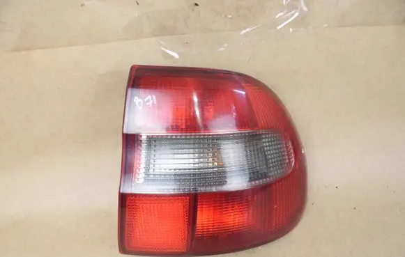 Volvo S40, V40 Rear/tail lights 308019 29170102