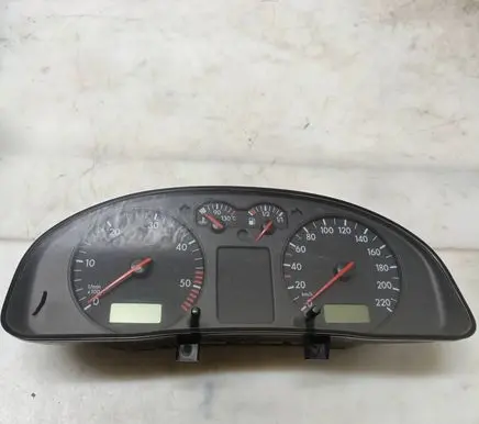 Volkswagen PASSAT B5.5 Speedometer (instrument cluster) 3B1919880C 10008920024