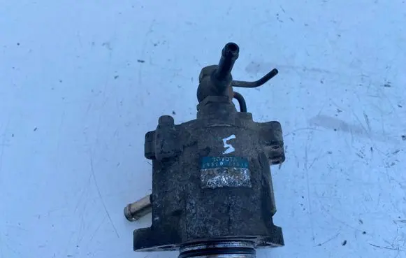 Toyota Avensis T220 Vacuum pump 2930027010