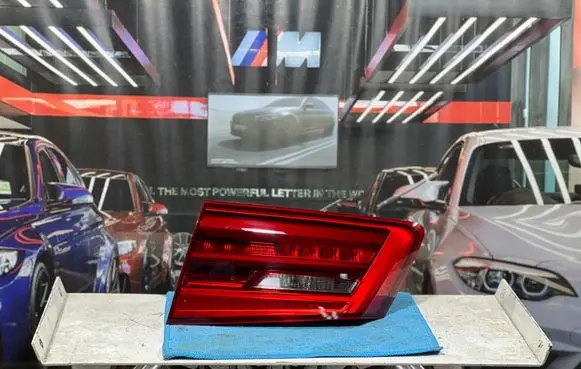 BMW 5 G30 G31 G38 Tailgate rear/tail lights 7376474