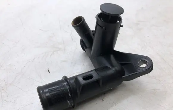 Ford Focus Engine coolant pipe/hose 9684589080