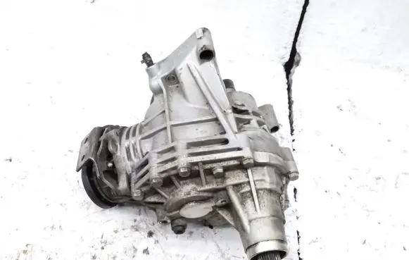 Volkswagen Transporter - Caravelle T5 Gearbox transfer box case 02H408053