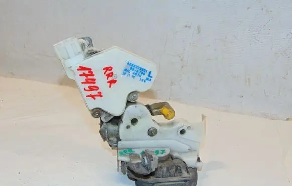 Nissan Primera Rear door lock 8250386J15 8255379901