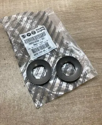 Fiat 500L Other rear suspension part 0055230749002 55230749 68137046AA