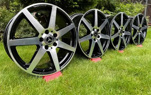 Mercedes-Benz C AMG W204 R18 alloy rim 
