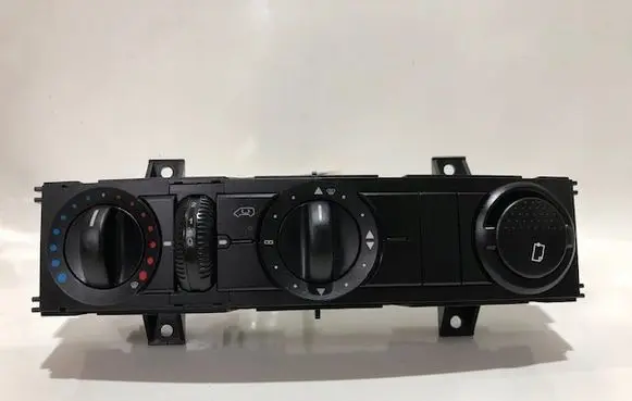 Mercedes-Benz Sprinter W906 Climate control unit 9068300185 2E0919158