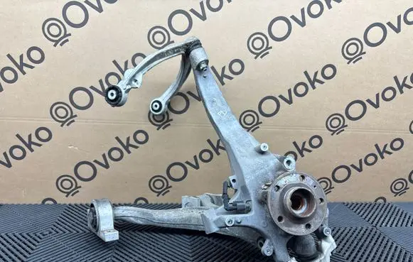 Volvo XC90 Front wheel hub spindle knuckle 31451448