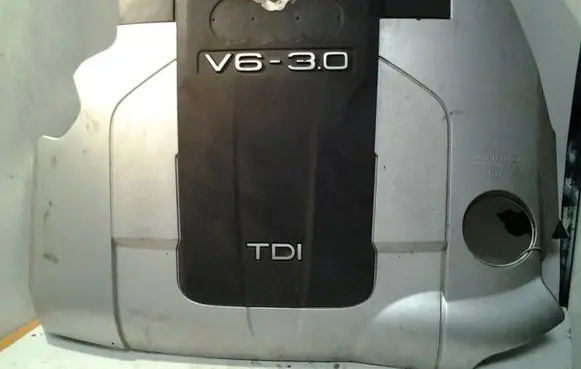 Audi A8 S8 D3 4E Engine cover (trim) 059103925Q