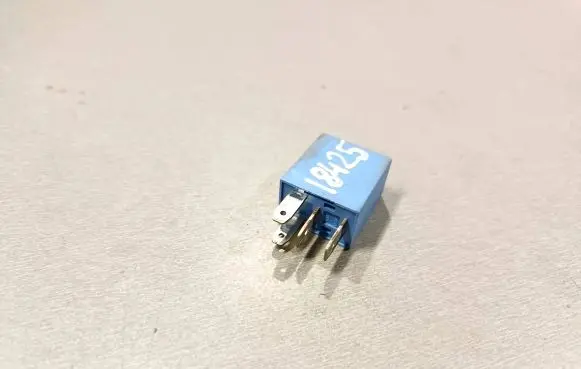 Hyundai Santa Fe Other relay 9522429800 XDZA
