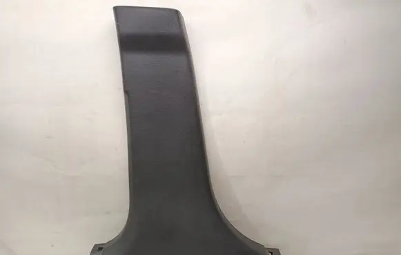 (B) pillar trim (bottom)