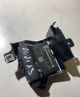 Audi A3 S3 8P Gateway control module 1K0907530AF 2803885