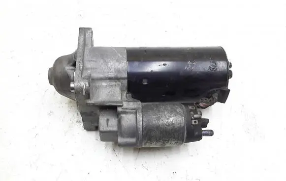 Opel Insignia A Starter motor