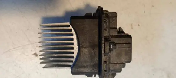 Heater blower motor/fan resistor