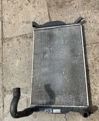 Audi A4 S4 B7 8E 8H Coolant radiator 8E0121251A