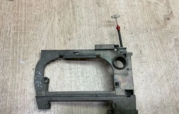 Front door exterior handle/bracket