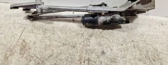 Nissan X-Trail T30 Front wiper linkage and motor 32228
