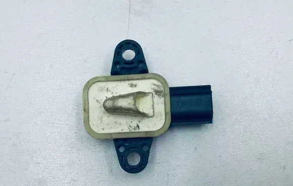 Volvo V60 Airbag deployment crash/impact sensor 30798030