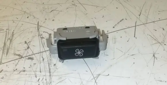 BMW X5 E70 Air conditioning (A/C) switch 6941965 LK03015410 10033273