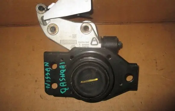 Nissan Qashqai Engine mount vacuum valve Array