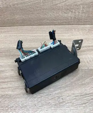 Nissan Almera Tino Comfort/convenience module 28551BU014 5WK48512