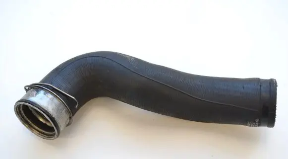Mercedes-Benz R W251 Intercooler hose/pipe A2515280382