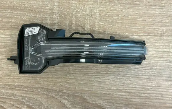 Mercedes-Benz CLA C117 X117 W117 Mirror indicator light A0999061902
