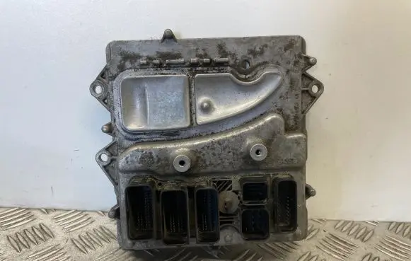 BMW 5 F10 F11 Engine control unit/module 8626765 0261S10204