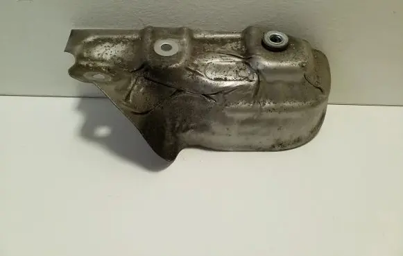 Mitsubishi Outlander Exhaust heat shield