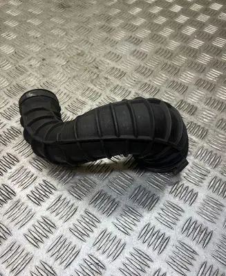 Volvo S60 Air intake hose/pipe 08634143