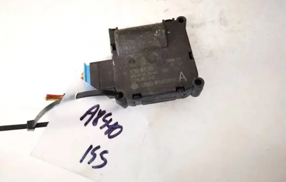 Volkswagen II LT Air flap motor/actuator 0132801359 4f0820511a