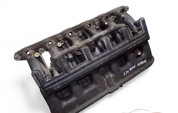 BMW 5 E39 Intake manifold 7501527