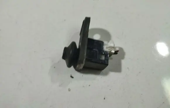 KIA Ceed Front door sensor 