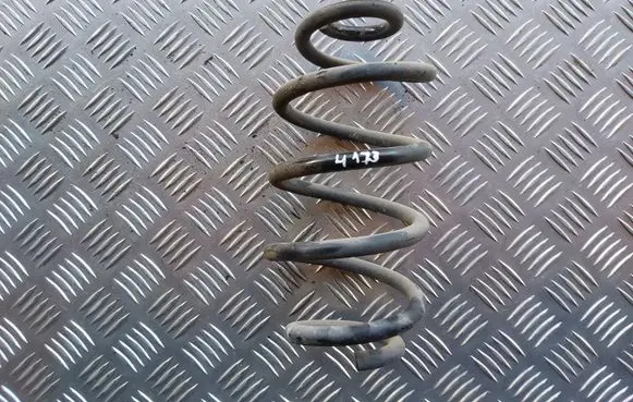 Nissan Juke I F15 Rear coil spring