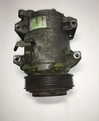 Volvo XC90 Air conditioning (A/C) compressor (pump) 8708581 30761389