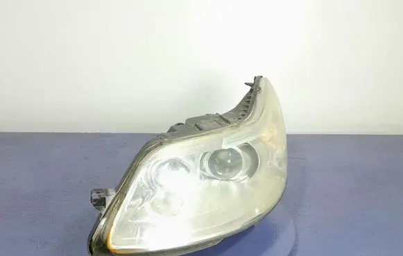 Citroen C4 I Headlight/headlamp