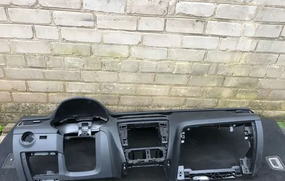 Skoda Octavia Mk3 (5E) Dashboard 367030187 5E1857007AE PG815478695