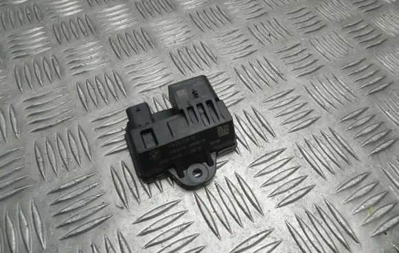 BMW 6 F12 F13 Glow plug pre-heat relay 7823290 VD19032